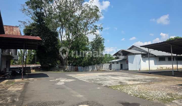 Gudang Pinggir Jalan Raya Banyumanik Disewakan