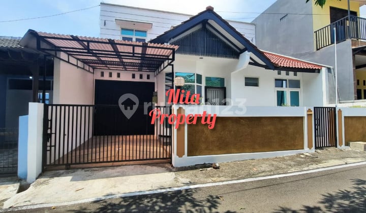 Rumah 1.5 Lantai Siap Huni Dijual di Bukitsari