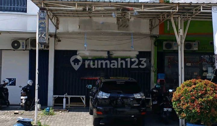 2-Story Shop House for Rent in the City Center