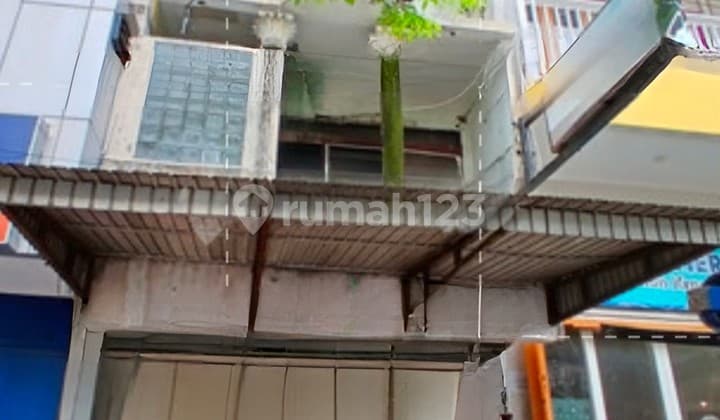 Ruko 2 Lantai Dijual di Wahid Hasyim