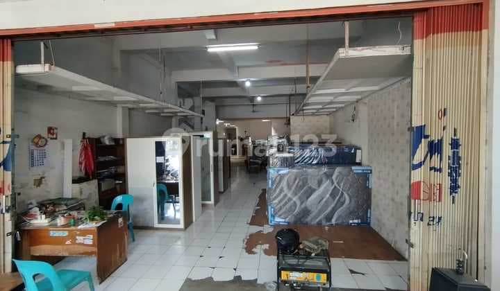 Rumah dan Tempat Usaha Dijual Cepat di Jl. Jendral Sudirman Semarang Barat
