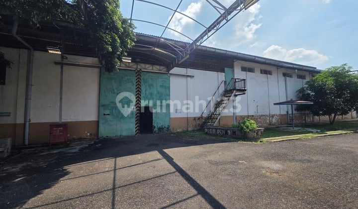 Disewakan Gudang Siap Pakai 1800m2 Bebas Banjir