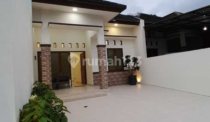 For Sale New Ready-to-Use House Cluster Near Pasadena