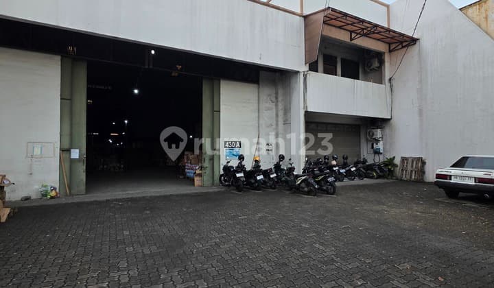 Disewakan Gudang Pinggir Jalan Siap Pakai Akses Kontainer
