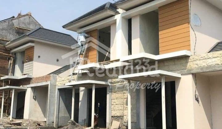 Rumah di Perum The Eagle Hills Tembalang , Semarang ( Wn 8295 )