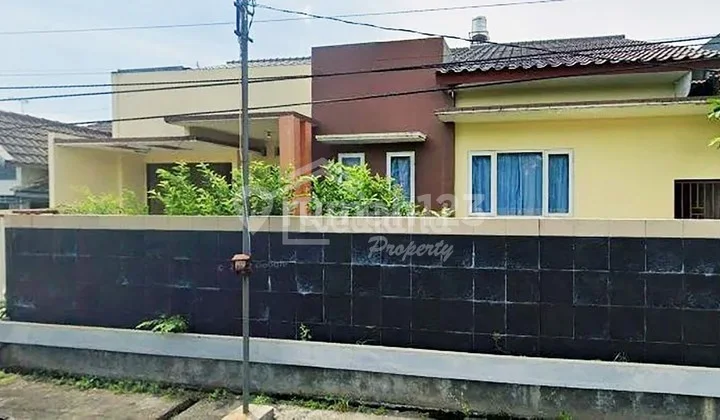 Beautiful House in Semarang, Semarang Yl Wn 7073 Beautiful House in Semarang, Semarang Yl Wn 7073