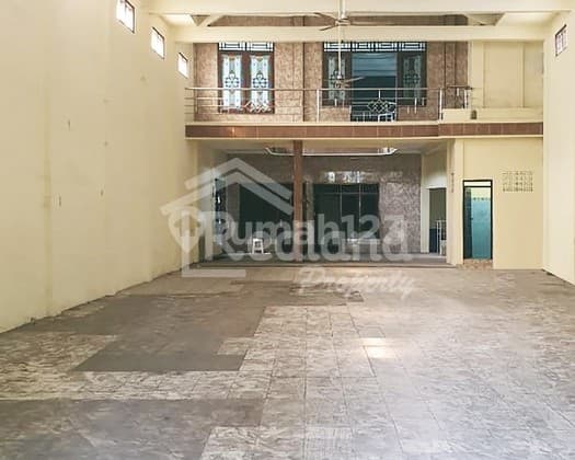 Business Space in Karangrejo Wonosalam, Demak, Plot Area 6888