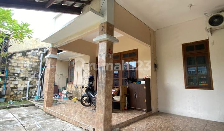 Rumah 4 Kamar Siap Pakai Bebas Banjir di Semarang Indah