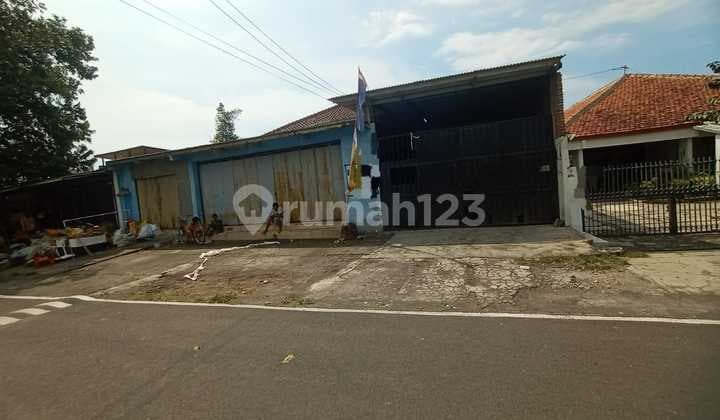 Gudang di Daerah Kalibanteng , Semarang