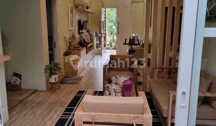 Rumah Bagus Furnished Dekat Undip Tembalang Banyumanik Semarang