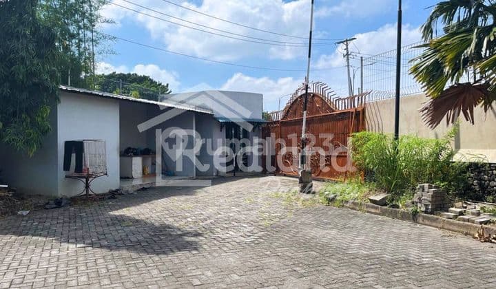 Land on Yos Sudarso Arterial Road, Semarang (VN 7937)