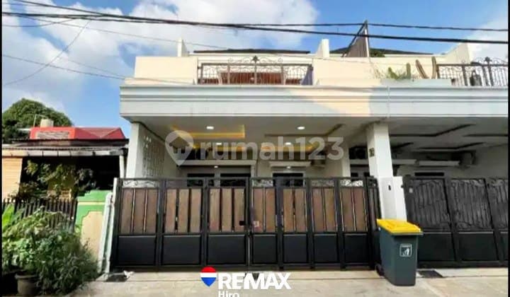 Dijual Rumah 2 Lantai Bebas Banjir di Kompolek Aurli Angkasa Puri, Jatiasih