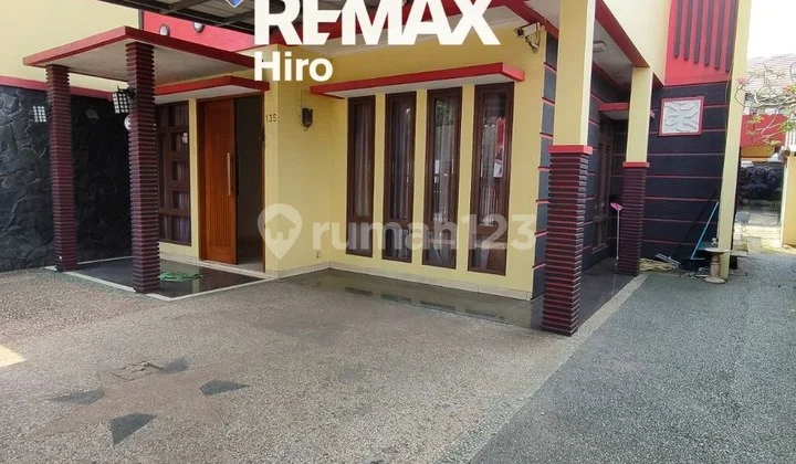 Dijual Rumah Plus Kontrakan 4 Pintu di Seberang Yon Armed Cikiwul Bantar Gebang