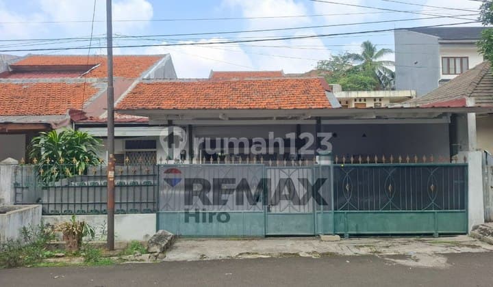 Dijual Rumah di Senayan Jakarta Selatan