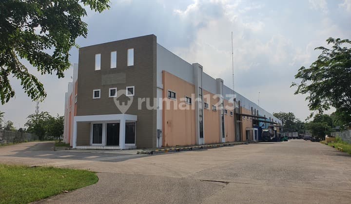 Gudang di Mm2100 Cibitung,jababeka Cikarang Bekasi 1.508 M Bagus