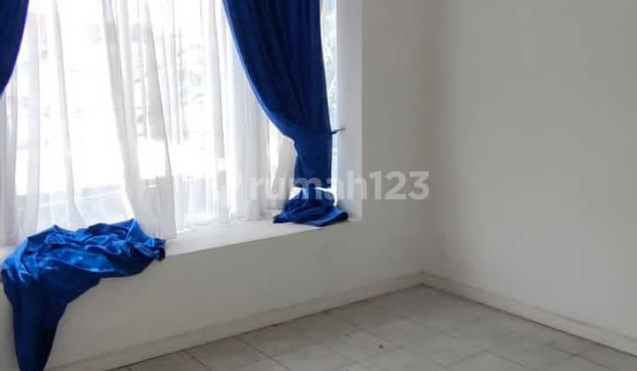 Rumah Sektor.5 Bintaro. Tangerang Selatan.