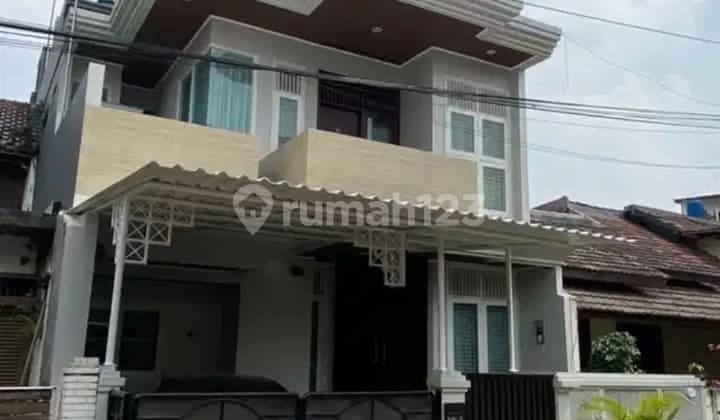 Rumah Baru Selesai Renov Siap Huni di Jakarta Barat