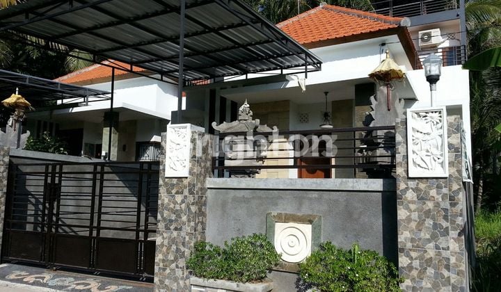 House near Saba beach