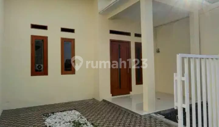 Rumah Asri Minimalis Bebas Banjir Dan Strategis