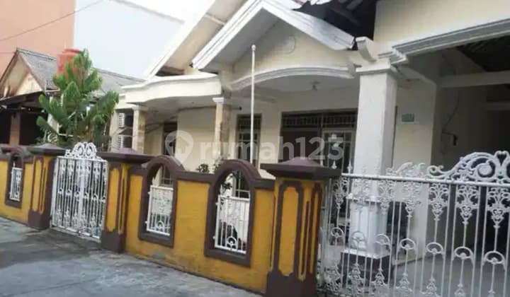 Rumah Di Jakasampurna