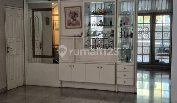 Dijual Rumah Modern Muara Karang Lokasi Strategis Hadap Utara