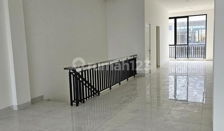 For Rent Batavia Ebony PIK Shop House, Suitable for Business/Office