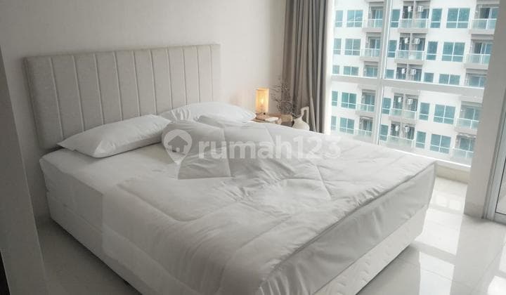 For Rent: Green Sedayu Studio Apartment, Furnished, Comfortable & Practical.