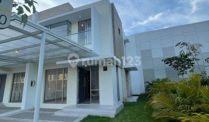For Sale Modern House Pik2 Corner Strategic Location Ready to Occupy