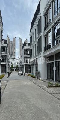 For Rent: Harvard Pik2 Brand New Shophouse Ready to Occupy