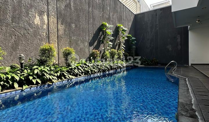 HOUSE ON SEKOLAH KENCANA STREET, PONDOK INDAH, SOUTH JAKARTA