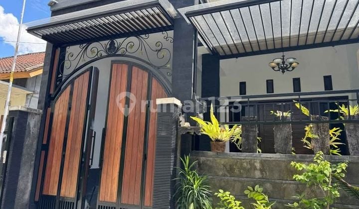 Modern 3-Bedroom House in Muding
