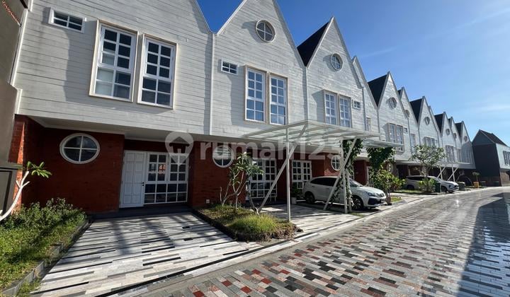Townhouse Minimalis Modern