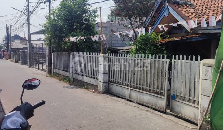 Rumah Dekat Stasiun di Jl Margonda Raya Gg Stm Mandiri Depok