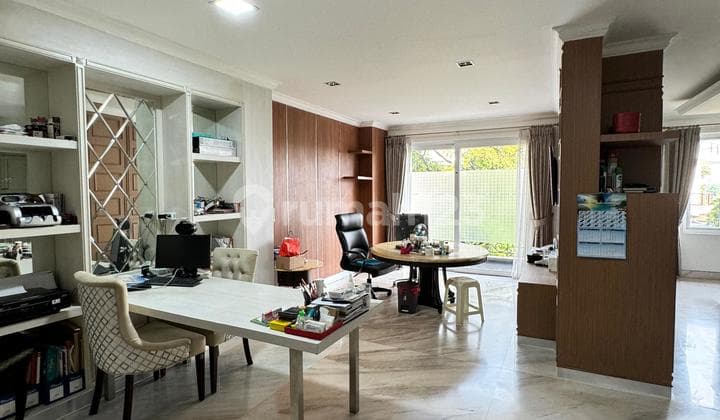 For Quick Sale: Luxury House in PIK, 8x30 Building by Contractor.