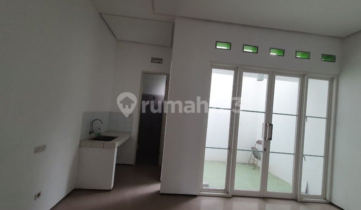 Rumah 2 Lantai Modern Selangkah ke Binus di Jasmine Valley Araya Malang