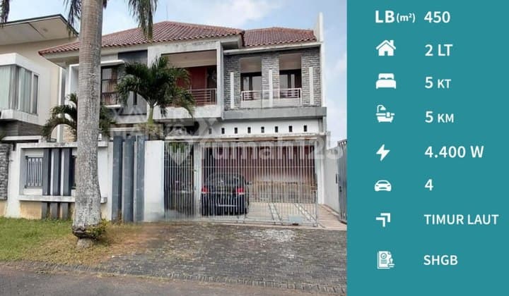 2-Storey House Near Binus in Boulevard Araya Golf Malang