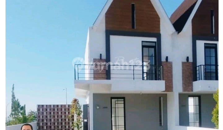 Rumah Minimalis 2 Lantai Siap Huni View Cakep Cocok Buat Hunian