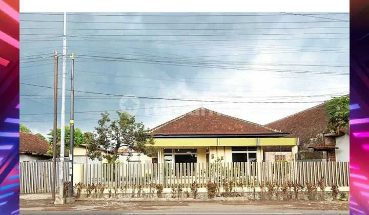 RUMAH LUAS LOKASI PINGGIR JALAN PROVINSI COCOK UNTUK USAHA ATAU KANTOR DISTRIBUTOR RUMAH LUAS LOKASI PINGGIR JALAN PROVINSI COCOK UNTUK USAHA ATAU KANTOR DISTRIBUTOR