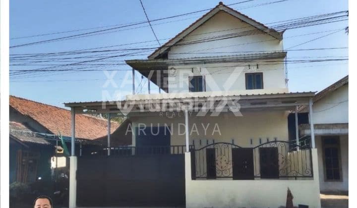 Rumah Dan Toko Full Renovasi Lokasi Pinggir Jalan Cocok Buat Usaha