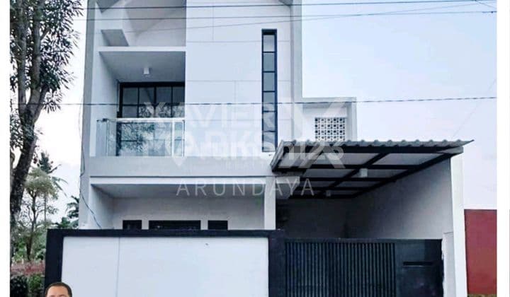 Rumah 2 Lantai Modern Minimalis Siap Huni Daerah Kota