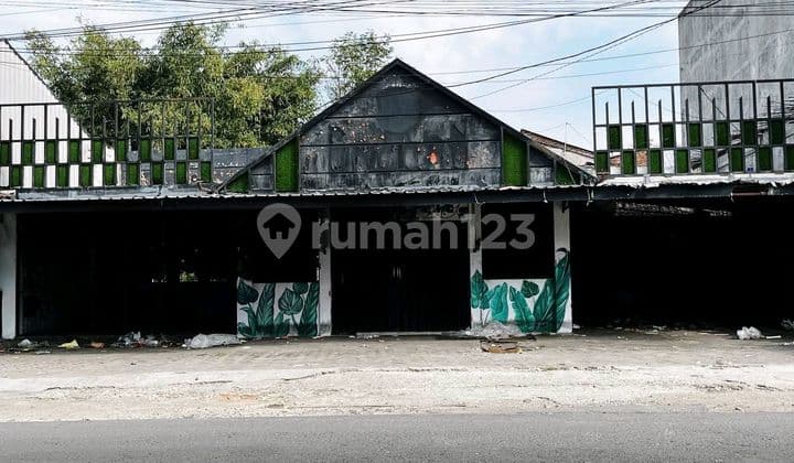 Sewa Ruko Bekas Cafe Lokasi Strategis Dekat Kampus Unej. Cocok Untuk Kuliner Atau Bisnis