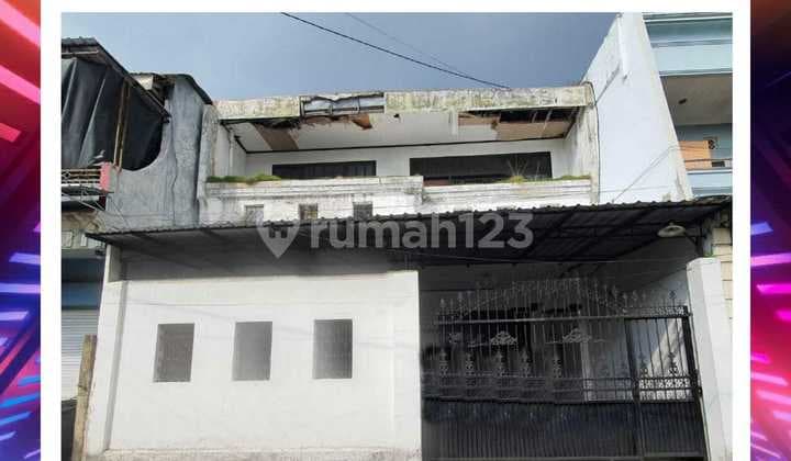 Rumah Pusat Kota Dekat Area Sekolah Dan Perkantoran. Cocok Untuk Kos