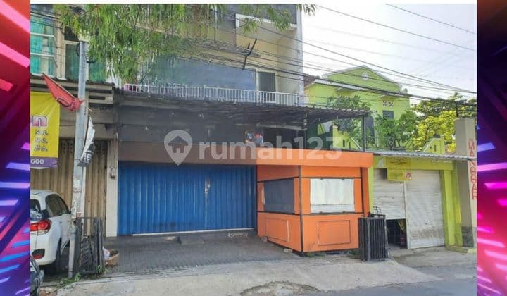 2-Story Shop House in a Strategic Location, Suitable for Business in a Busy Area. Negotiable Price.