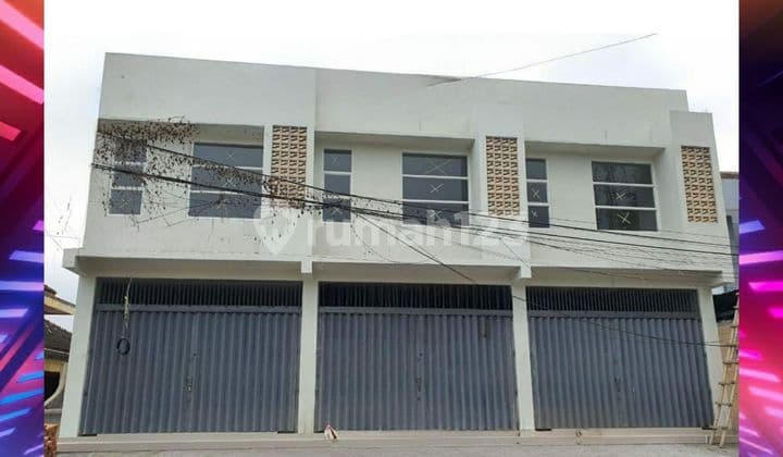 Ruko 2 Lantai Kondisi Baru dekat Kampus Jember. Pusat Usaha Daerah Ramai
