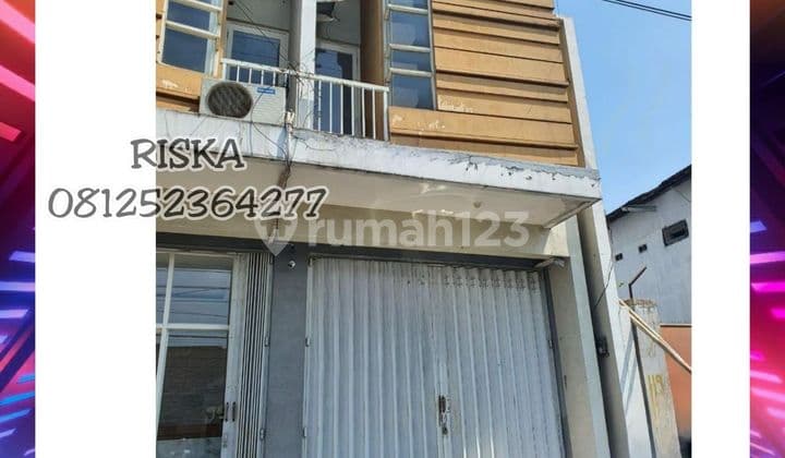 Two-Story Shop House in a Busy Area, Suitable for Business or Office Use.