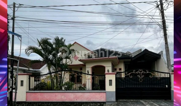 Banting Harga. Rumah Hook Siap Huni Lokasi Strategis Dekat Kampus Unmuh Dan Unej. Banting Harga. Rumah Hook Siap Huni Lokasi Strategis Dekat Kampus Unmuh Dan Unej.