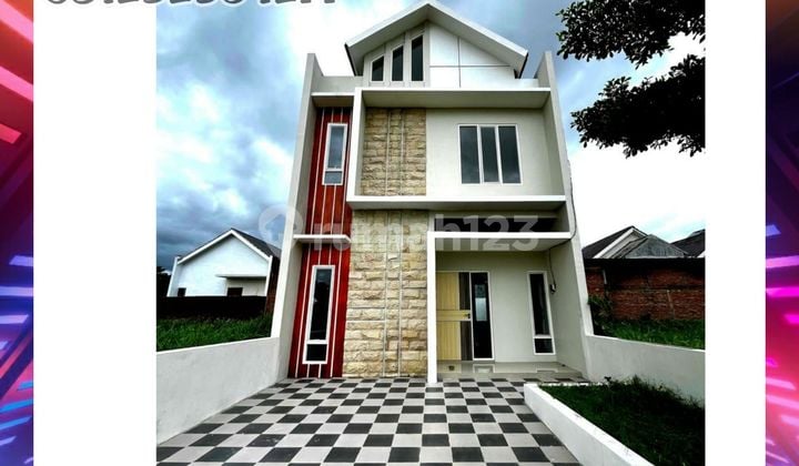 Two-Story Ready-to-Occupy House in the Center of Jember City. One Gate System. Two-Story Ready-to-Occupy House in the Center of Jember City. One Gate System.