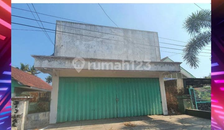 Ruko Hitung Tanah Strategis Pinggir Jalan Wuluhan. Cocok Untuk Usaha