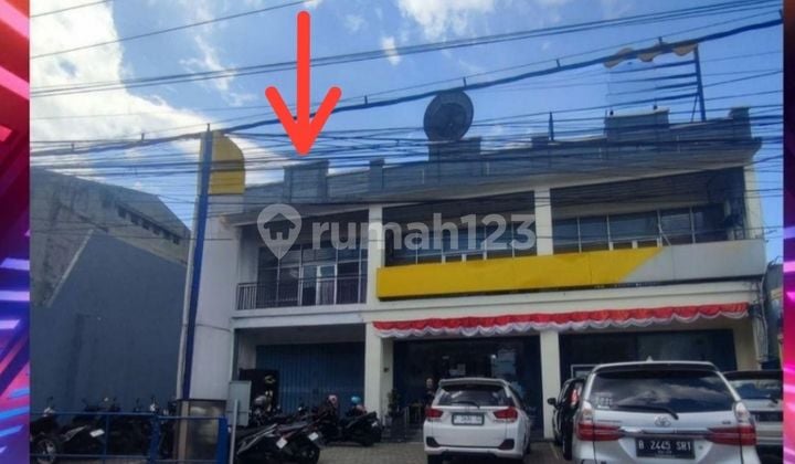 For Rent: Shop House with Parking Access in Downtown Jember. Suitable for Business/Office. For Rent: Shop House with Parking Access in Downtown Jember. Suitable for Business/Office.