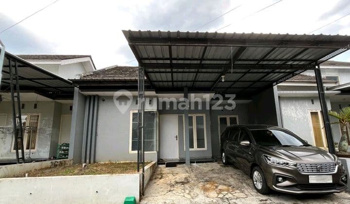 Sewa Rumah Minimalis Siap Huni Lokasi Dekat Kampus Unej Dan Poltek Jember.